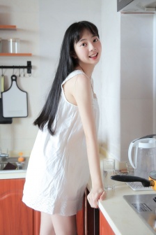 朴妮唛28部喷水全集在线观看